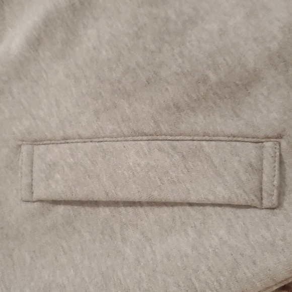 NWOT ALO YOGA VIP ONE BUTTON COAT IN ATHLETIC HEATHER GREY - Picture 9 of 14